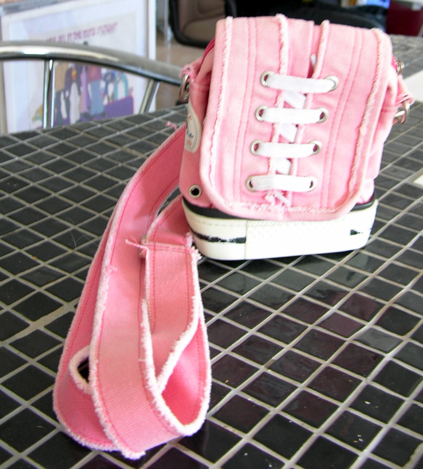 pink converse bag
